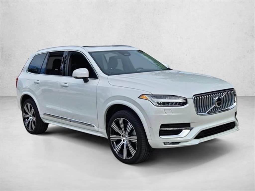 Used 2025 Volvo XC90 Plus SUV