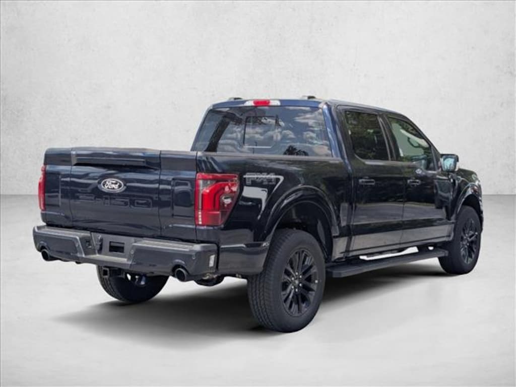 New 2025 Ford F-150 LARIAT Truck SuperCrew Cab