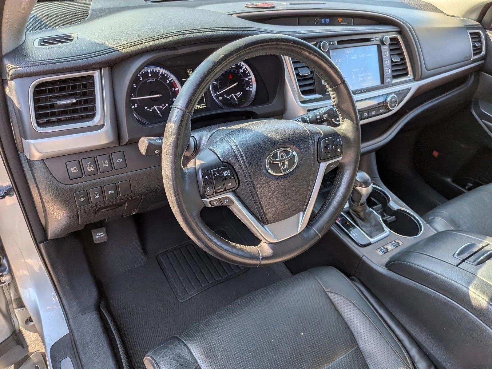 2015 Toyota Highlander 10