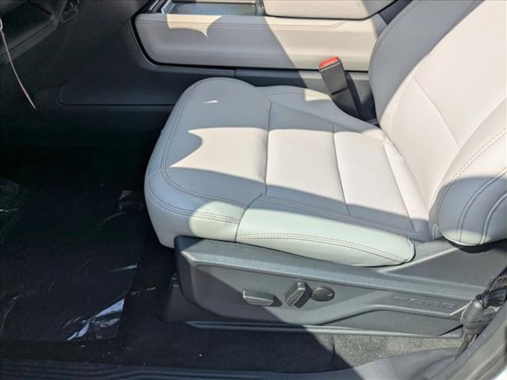 New 2025 Ford Expedition Max Active SUV