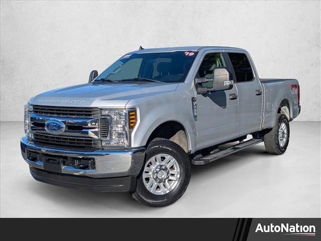 2019 Ford F-250 Super Duty XL's photo