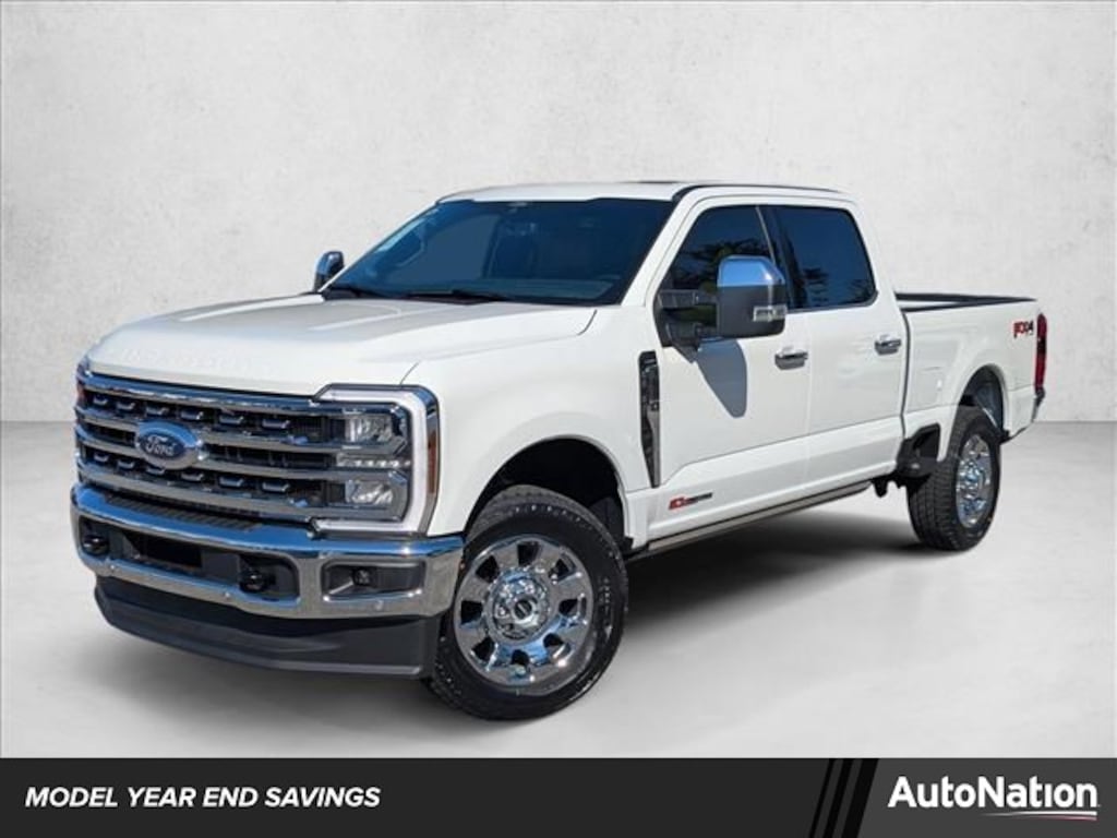 New 2025 Ford F-250 LARIAT Truck Crew Cab