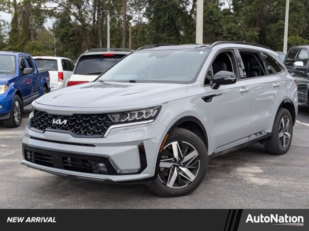 Certified 2022 Kia Sorento EX SUV