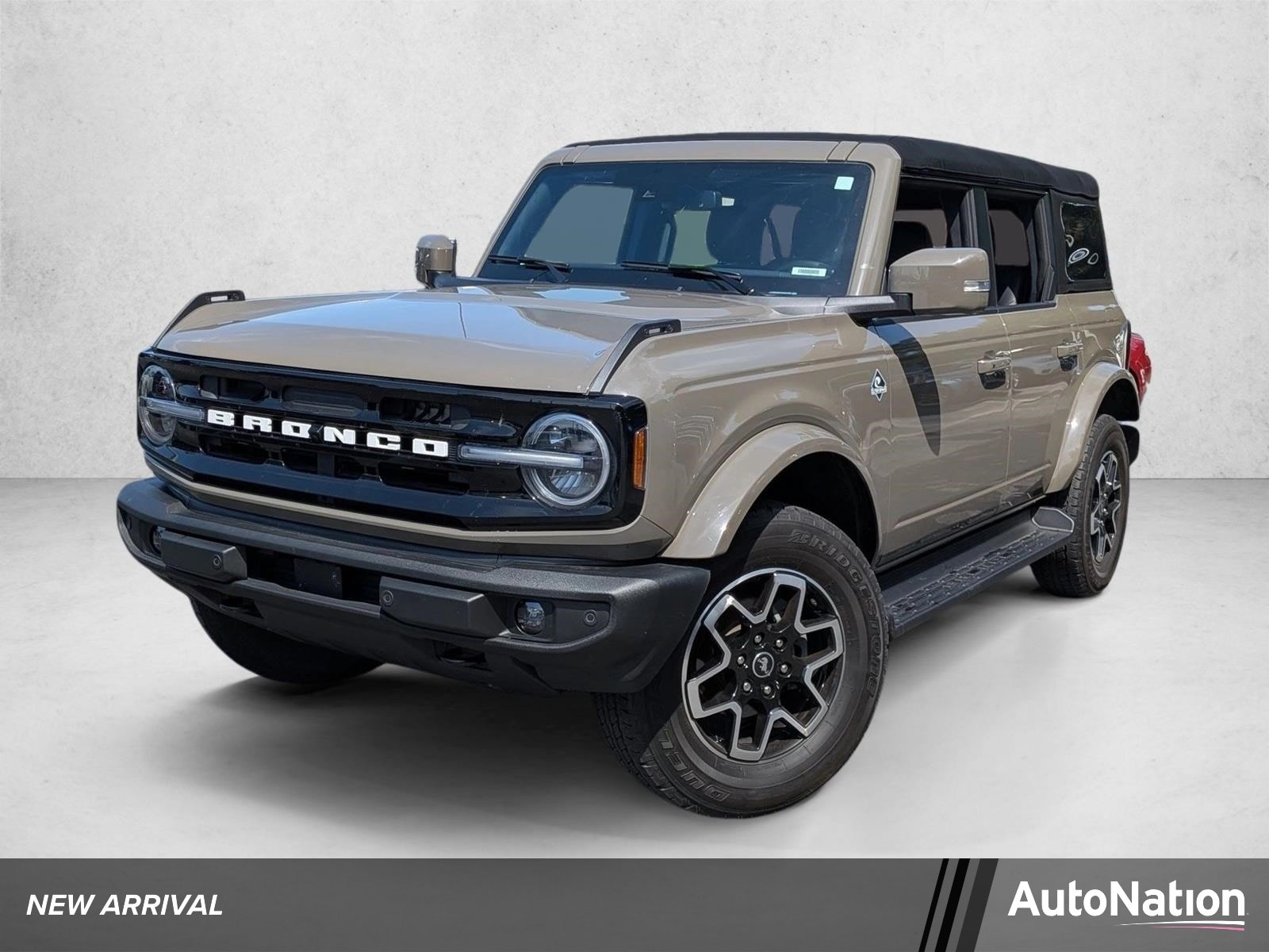 2025 Ford Bronco Outer Banks 4x4's photo