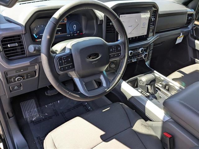 2025 Ford F-150 XLT photo 3