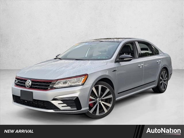 2018 Volkswagen Passat GT's photo