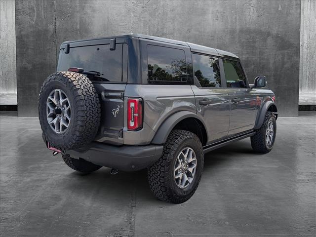 2025 Ford Bronco Badlands photo 2