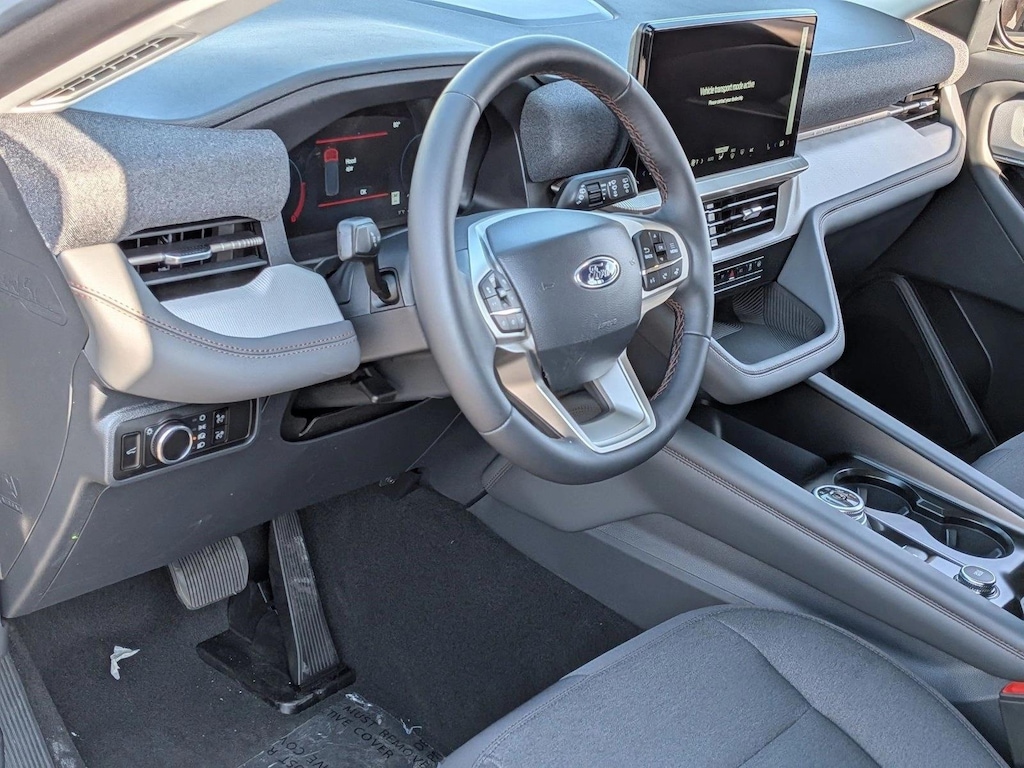 New 2026 Ford Explorer Active w/200A Pkg SUV