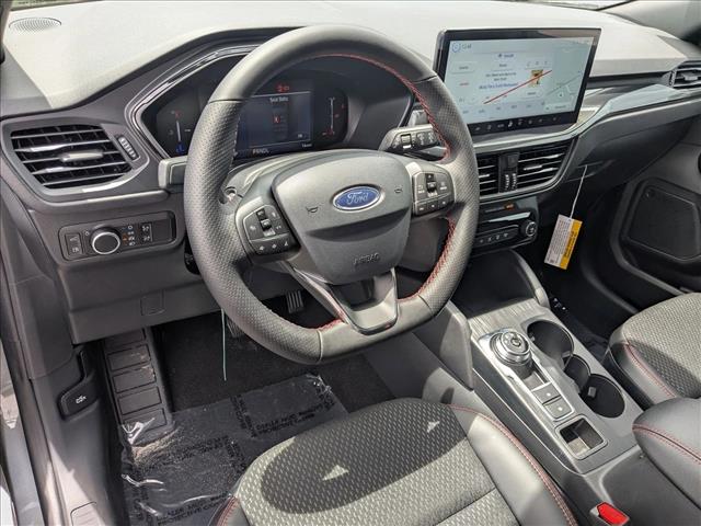 2025 Ford Escape ST-Line photo 3