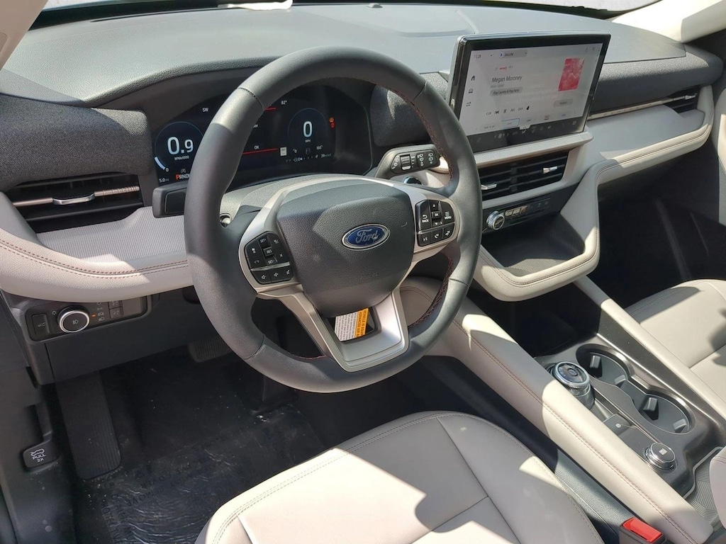 New 2026 Ford Explorer Active w/200A Pkg SUV