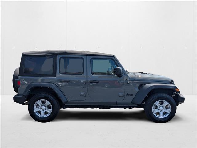 2022 Jeep Wrangler Unlimited Sport S photo 4