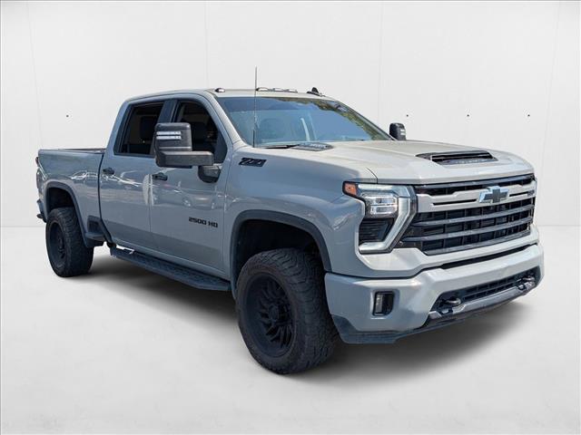 2024 Chevrolet Silverado 2500HD LT photo 3