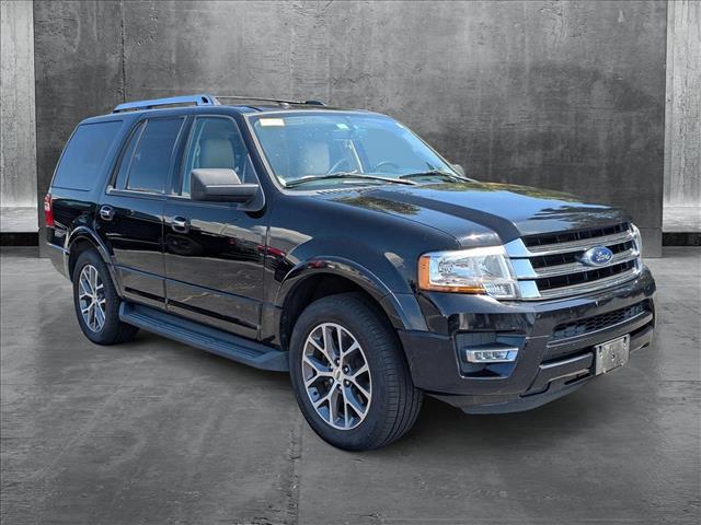 2017 Ford Expedition XLT photo 3
