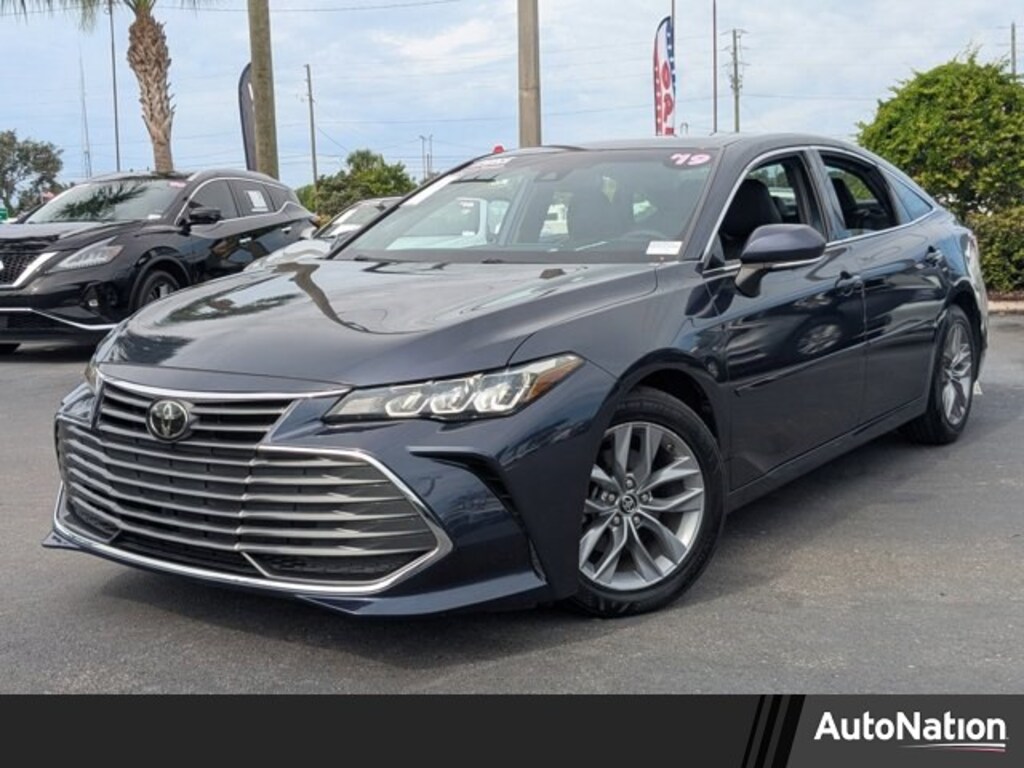 Used 2019 Toyota Avalon XLE Sedan