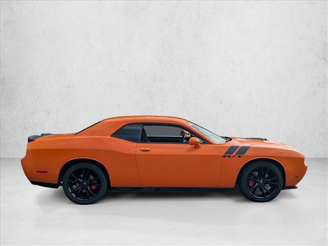 2012 Dodge Challenger R/T photo 4