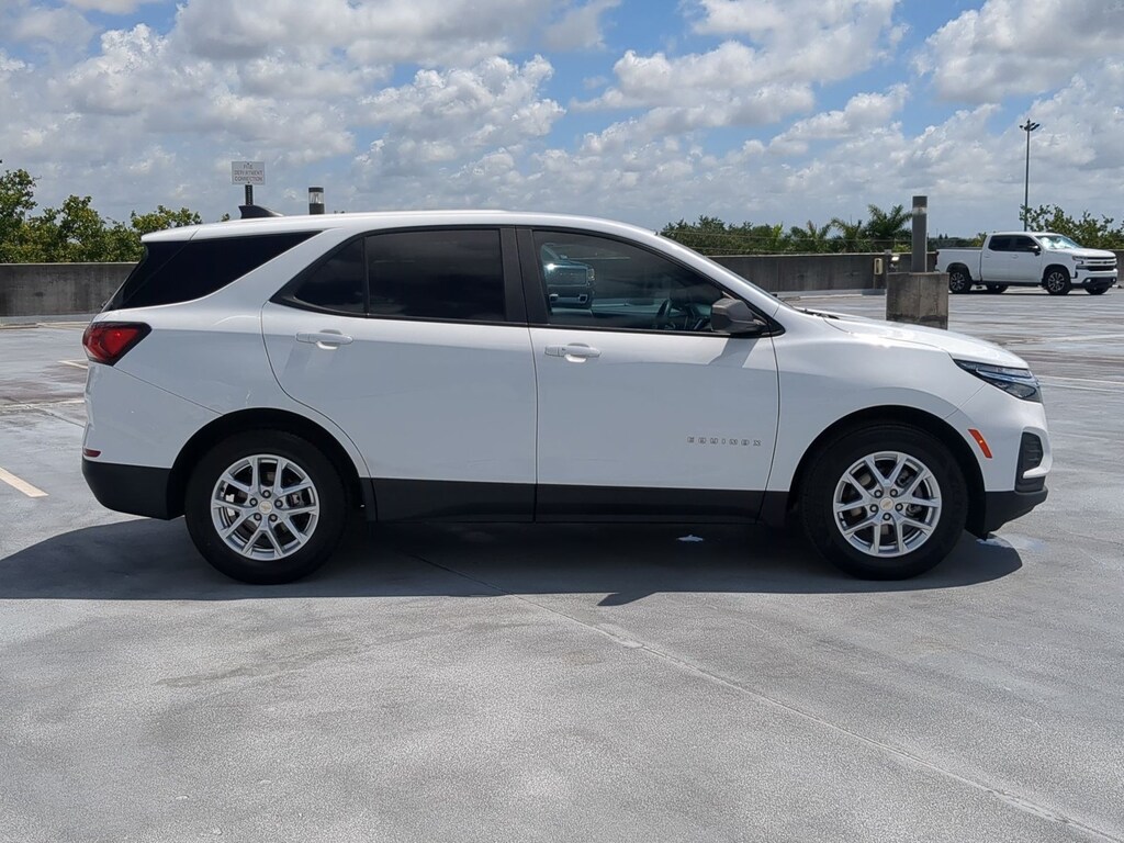 Used 2022 Chevrolet Equinox LS SUV