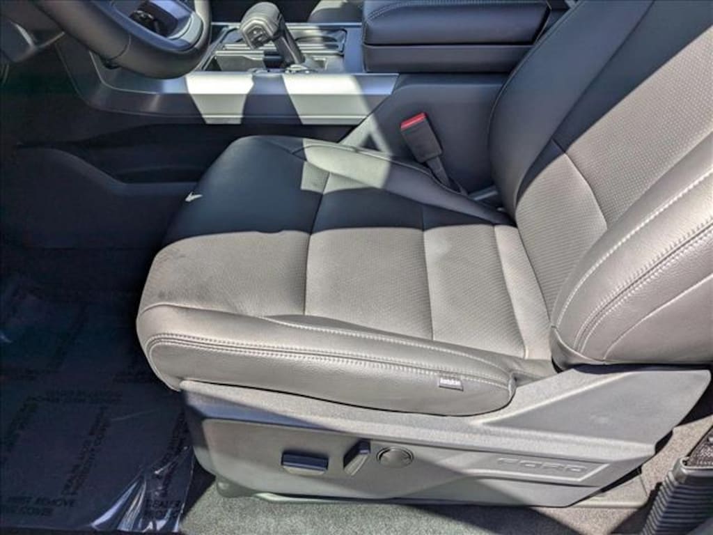 New 2025 Ford F-150 XLT Truck SuperCrew Cab