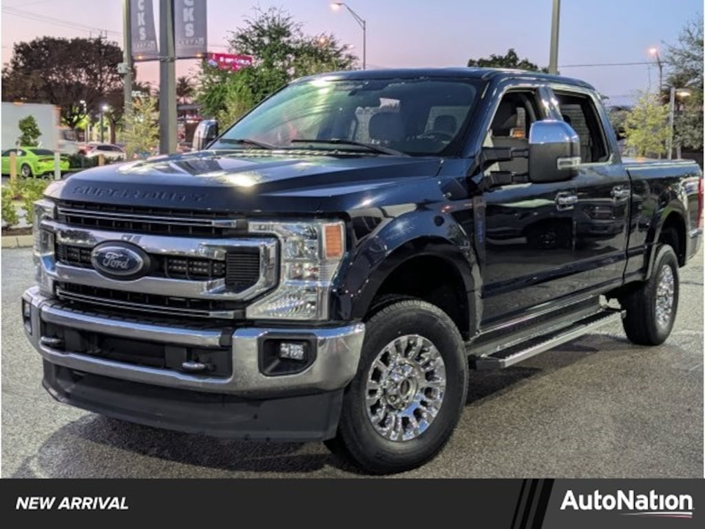 Certified 2022 Ford F-250 XLT Truck Crew Cab