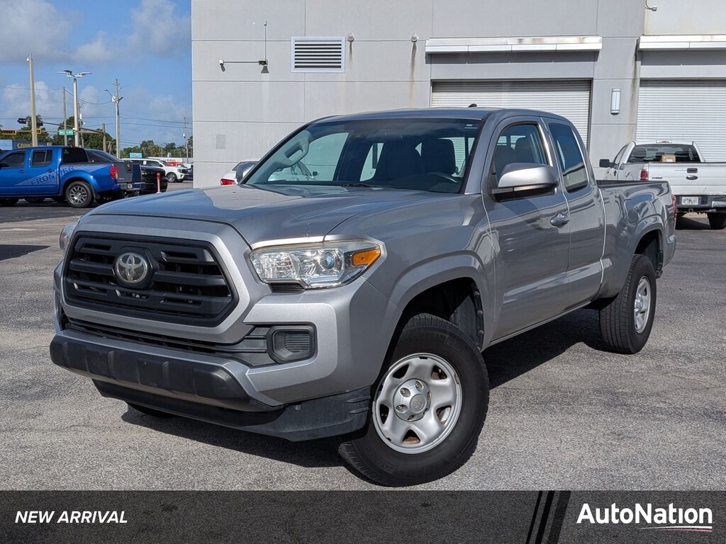 Used 2018 Toyota Tacoma SR Truck Access Cab