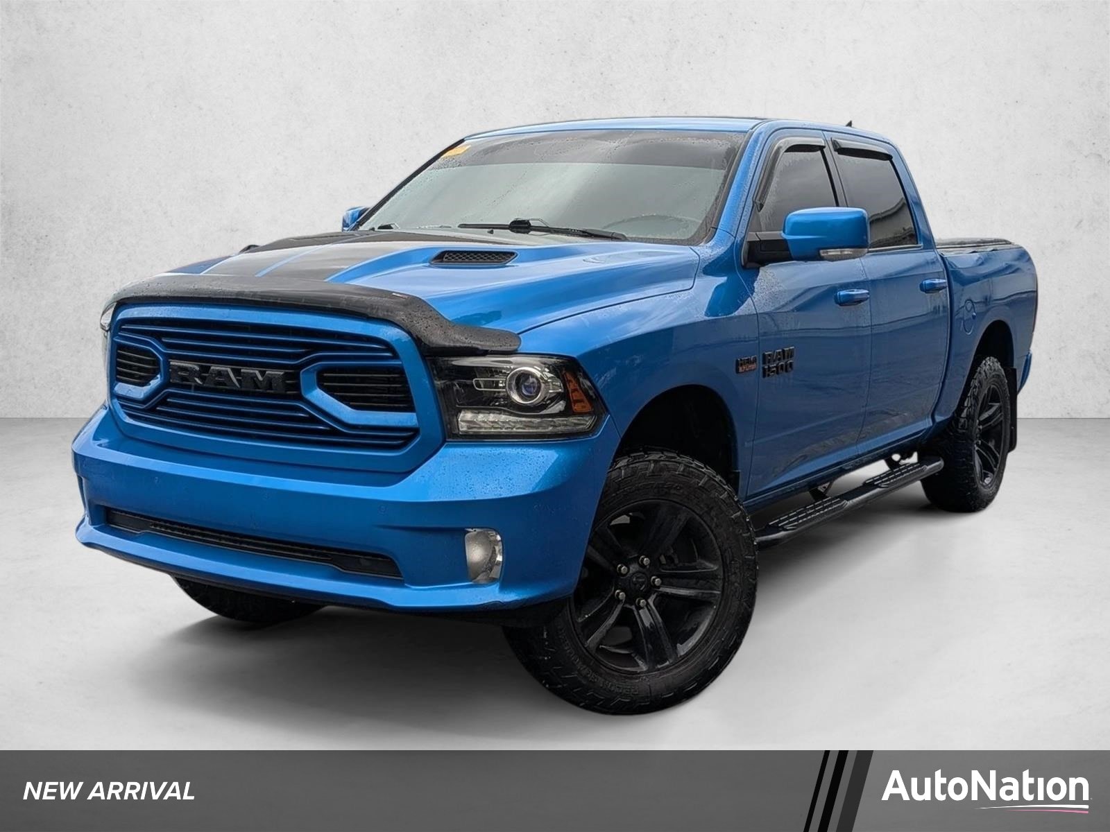 2018 RAM 1500 Sport 4x4 Crew Cab 5'7's photo