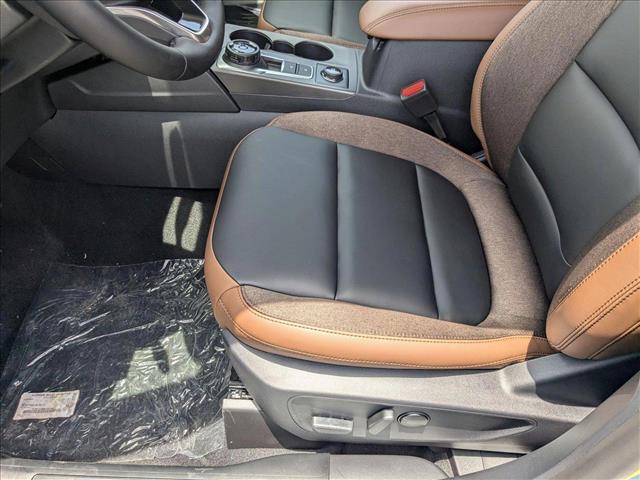2025 Ford Bronco Sport Outer Banks photo 4