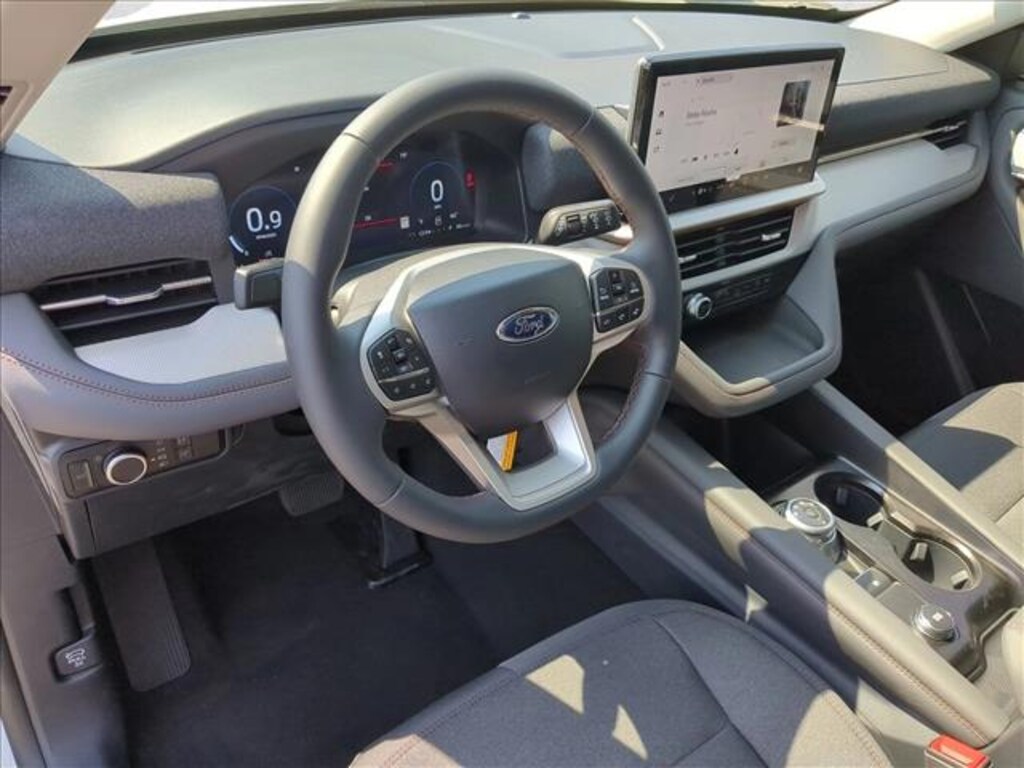 New 2026 Ford Explorer Active w/200A Pkg SUV