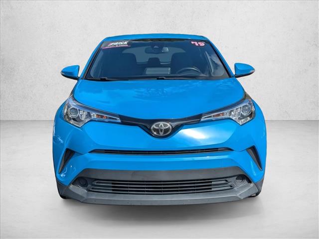 2019 Toyota C-HR XLE photo 2