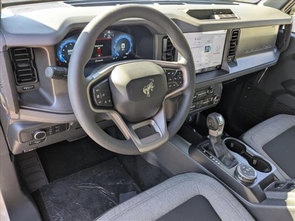 New 2025 Ford Bronco Base SUV