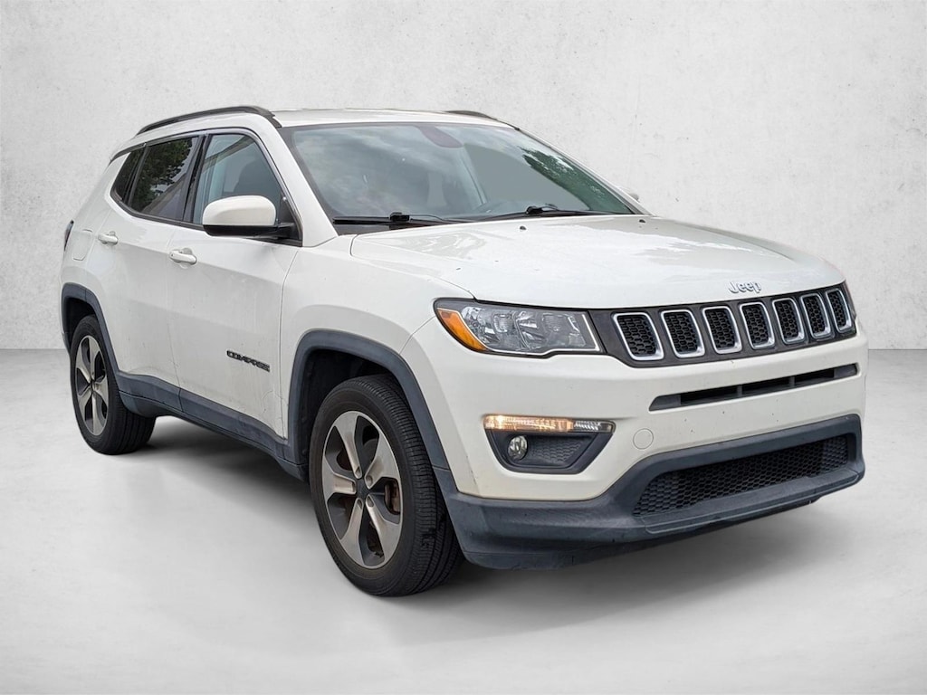 Certified 2018 Jeep Compass Latitude SUV