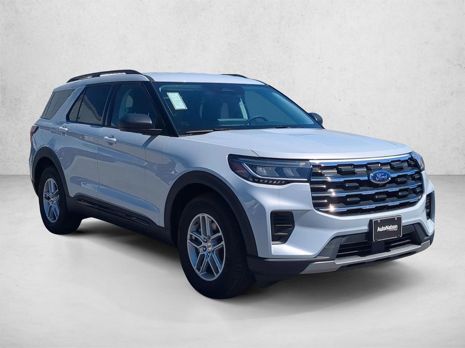 2026 Ford Explorer Active - Photo 6