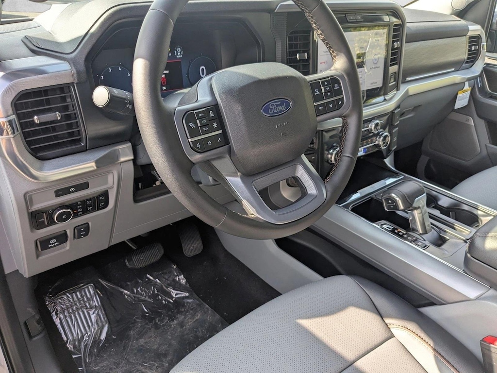 New 2025 Ford F-150 LARIAT Truck SuperCrew Cab