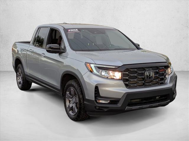 2025 Honda Ridgeline TrailSport photo 3