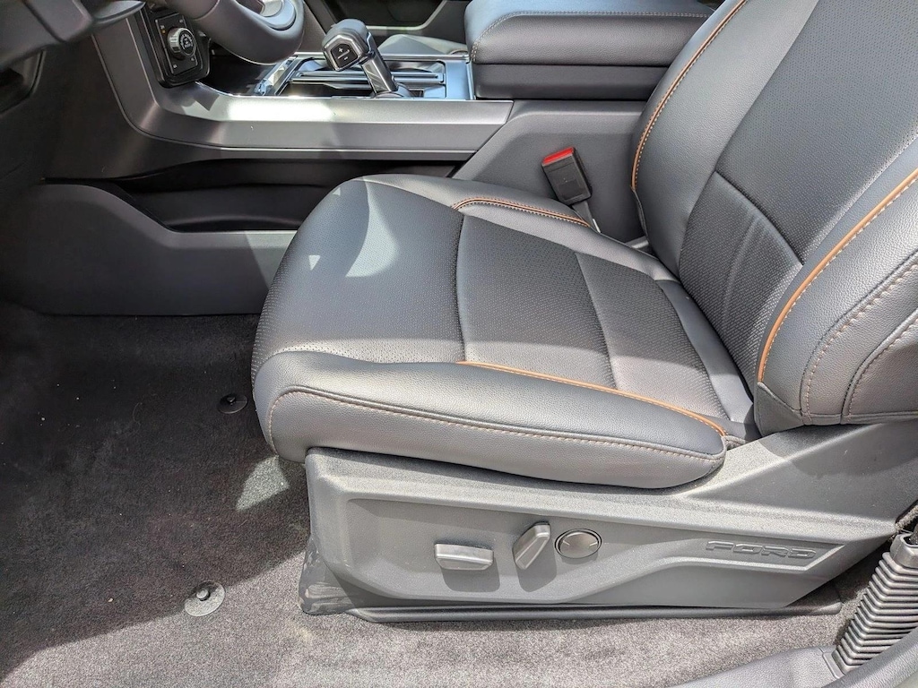 New 2026 Ford F-150 LARIAT Truck SuperCrew Cab