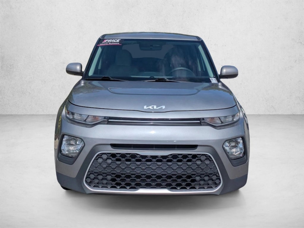 Certified 2022 Kia Soul LX Hatchback