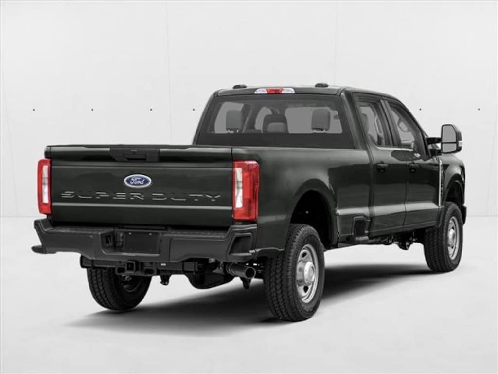 New 2025 Ford F-350 LARIAT Truck Crew Cab
