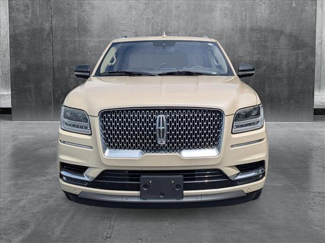 2018 Lincoln Navigator Reserve photo 2