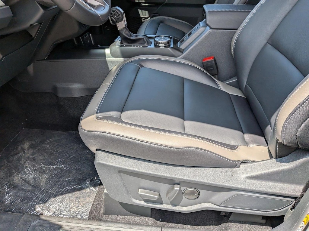 New 2026 Ford Bronco Outer Banks SUV