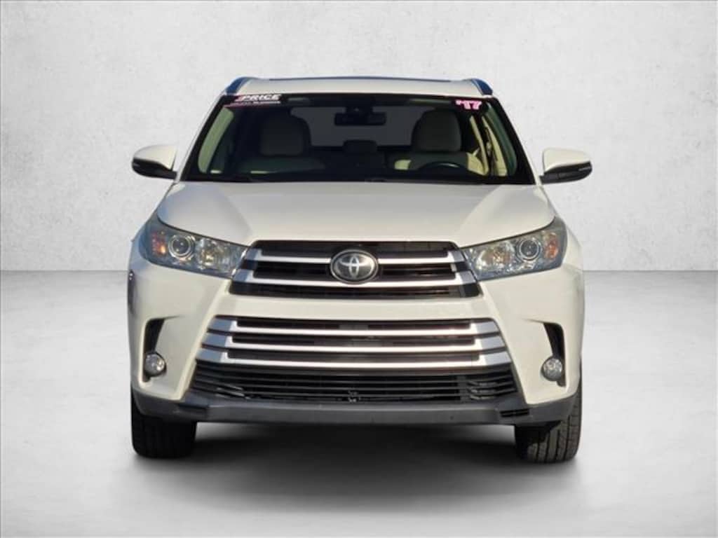 Used 2017 Toyota Highlander XLE SUV