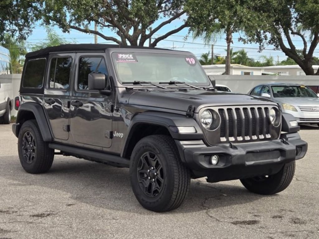 Used 2019 Jeep Wrangler Sport S SUV
