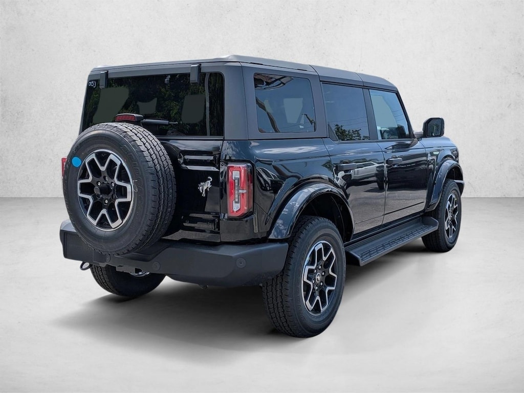 New 2026 Ford Bronco Outer Banks SUV