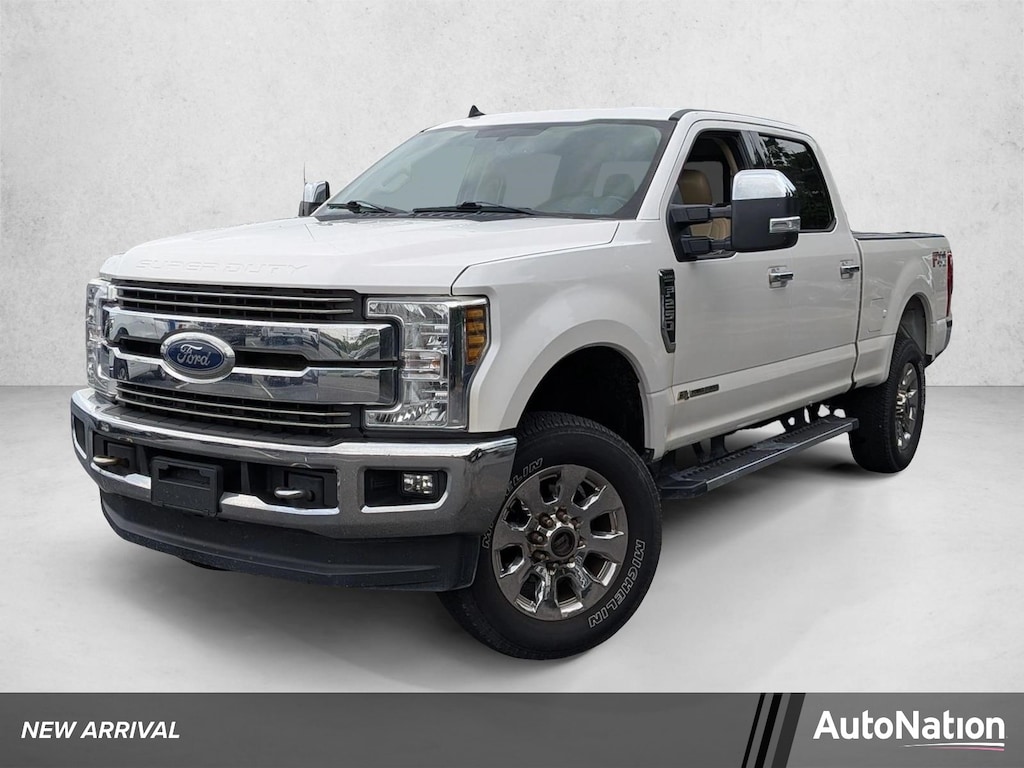 Certified 2019 Ford F-250 LARIAT Truck Crew Cab