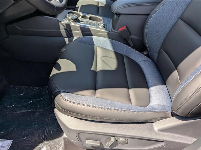 2025 Ford Bronco Sport Outer Banks photo 4