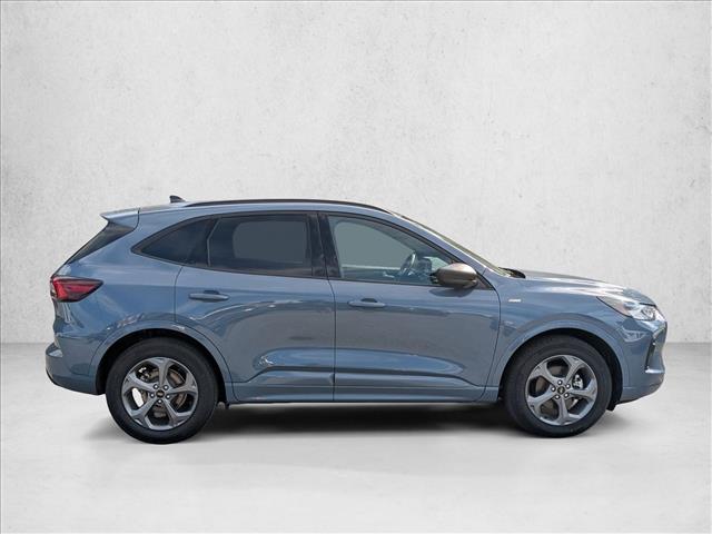 2024 Ford Escape ST-Line photo 4