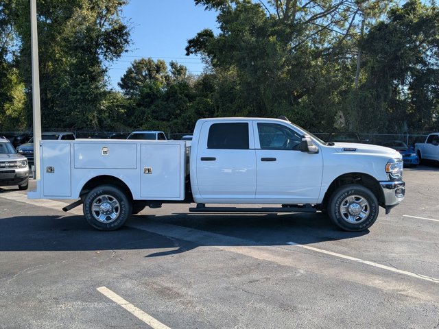 2023 Ram 2500 Tradesman photo 4