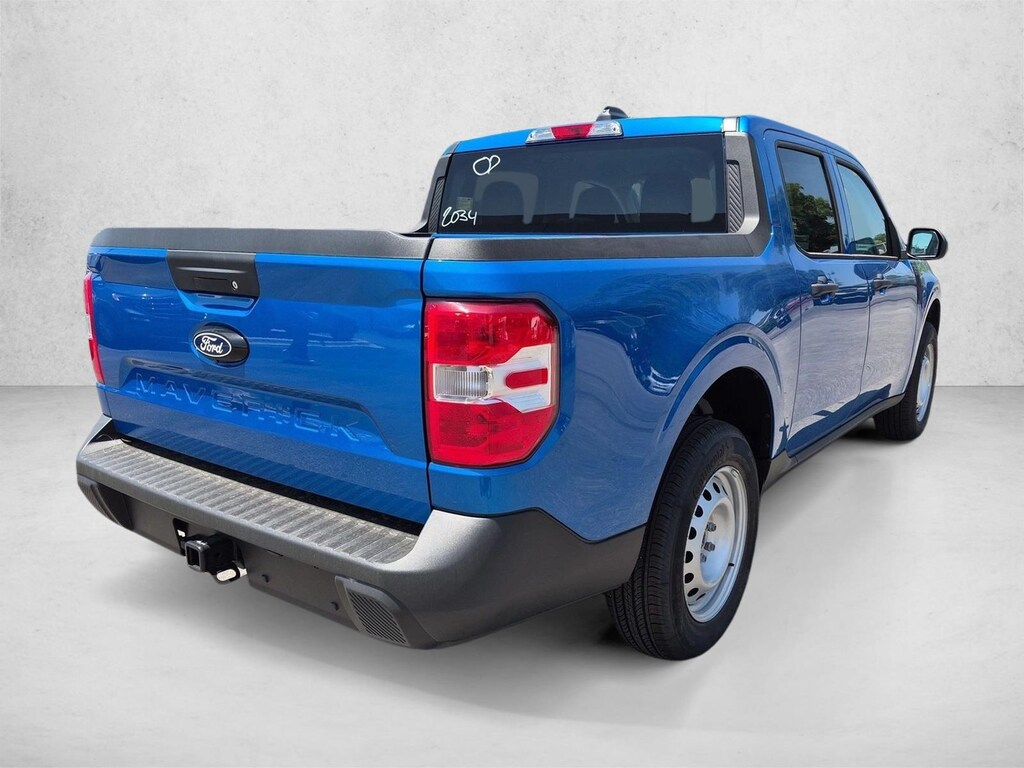 New 2026 Ford Maverick XL Truck SuperCrew