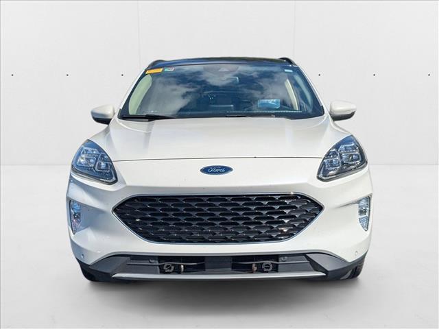 2020 Ford Escape Titanium Hybrid photo 2