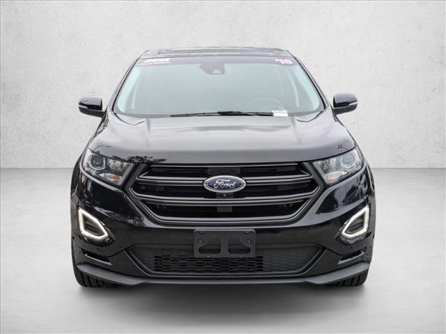 2018 Ford Edge Sport photo 2