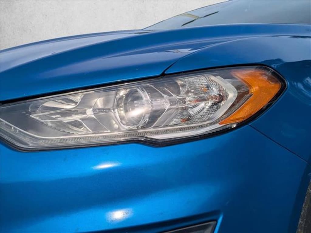 Certified 2019 Ford Fusion Hybrid SE Sedan