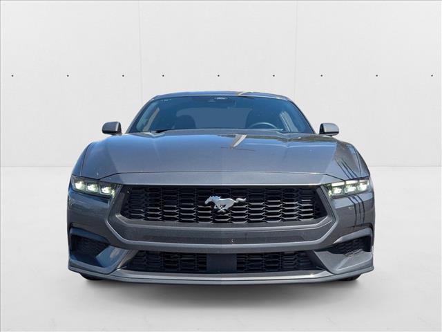 2025 Ford Mustang EcoBoost photo 2