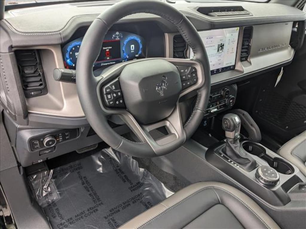 New 2025 Ford Bronco Outer Banks SUV